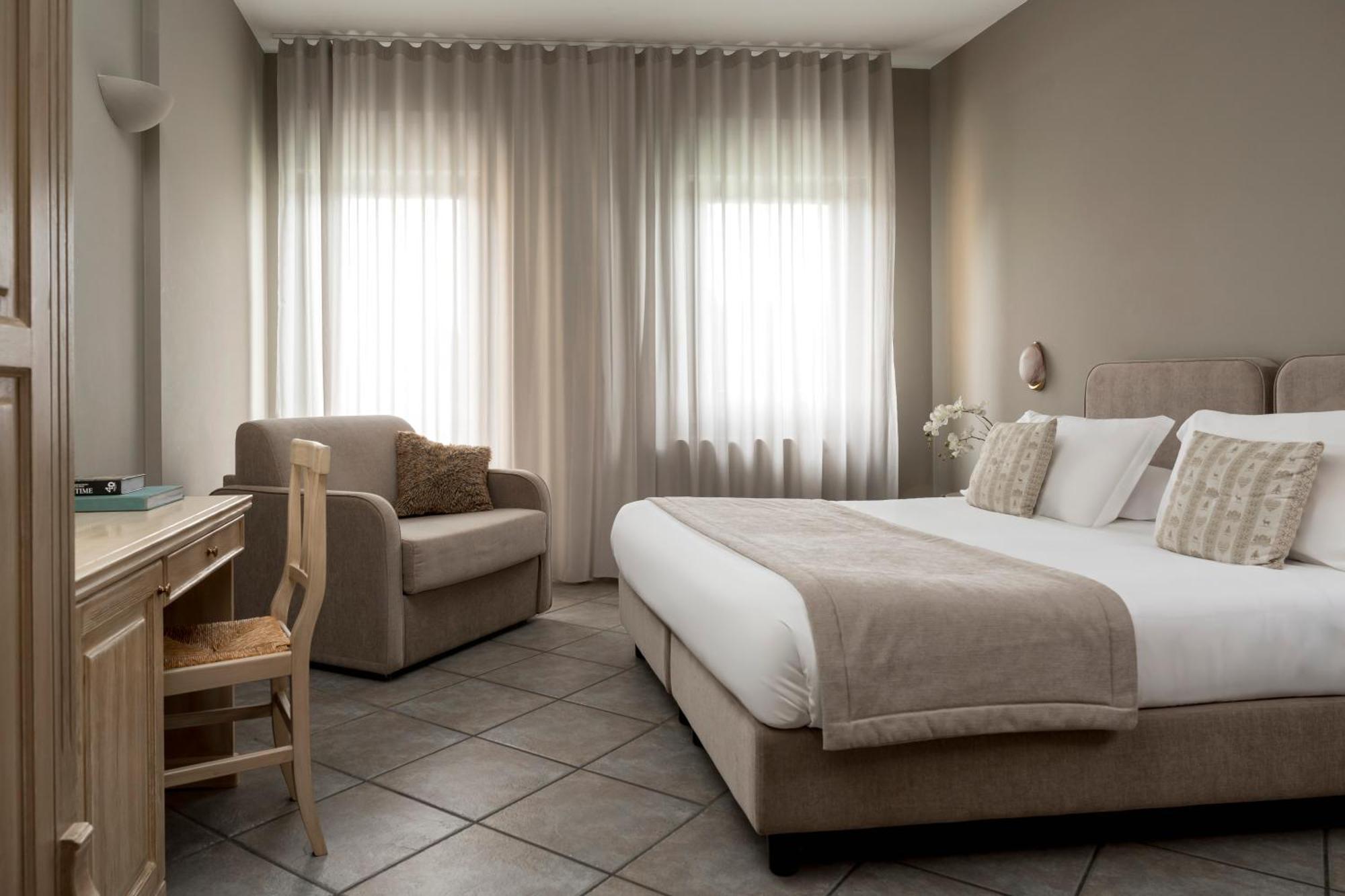 Hotel Don Luis Кастель-ди-Сангро Экстерьер фото