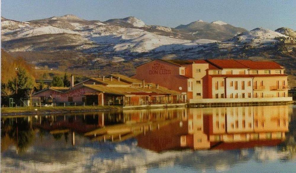 Hotel Don Luis Кастель-ди-Сангро Экстерьер фото
