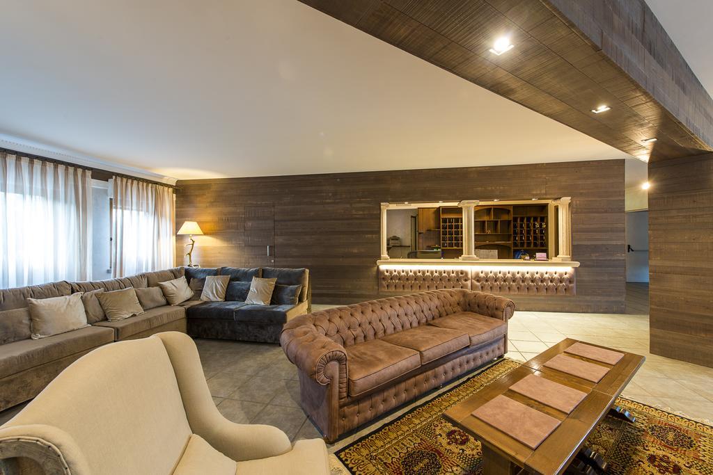 Hotel Don Luis Кастель-ди-Сангро Экстерьер фото