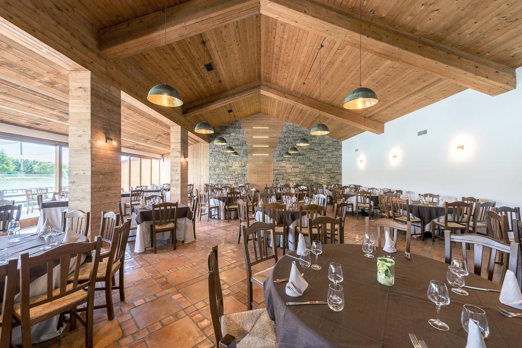 Hotel Don Luis Кастель-ди-Сангро Экстерьер фото